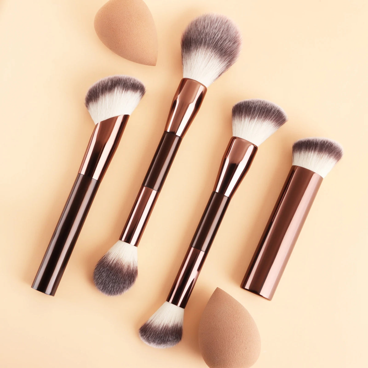 4-Pc Retractable Makeup Brush Set | Powder, Contour & Sponge Makeup Brush Set QXL
