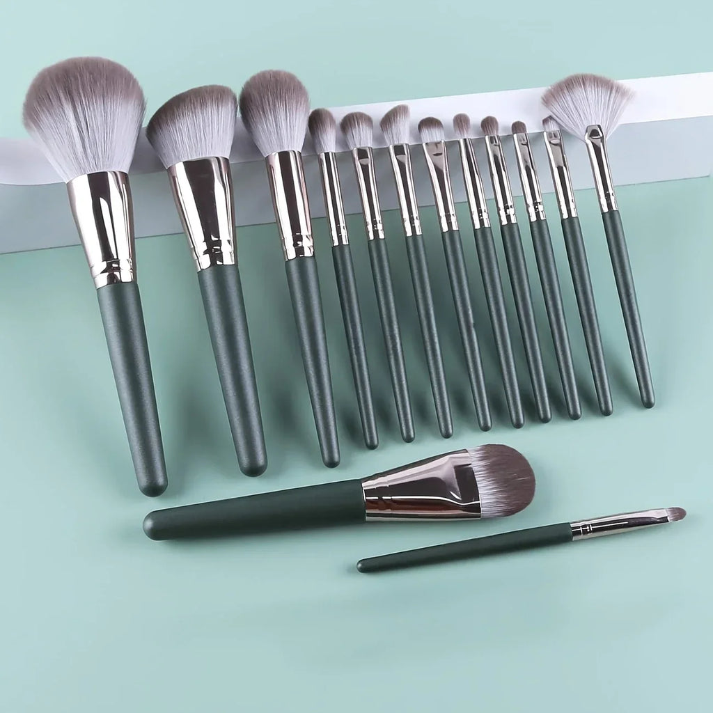 14-Piece Soft Fluffy Makeup Brush Set | Full Face Cosmetic Kit Makeup Brush Set QXL