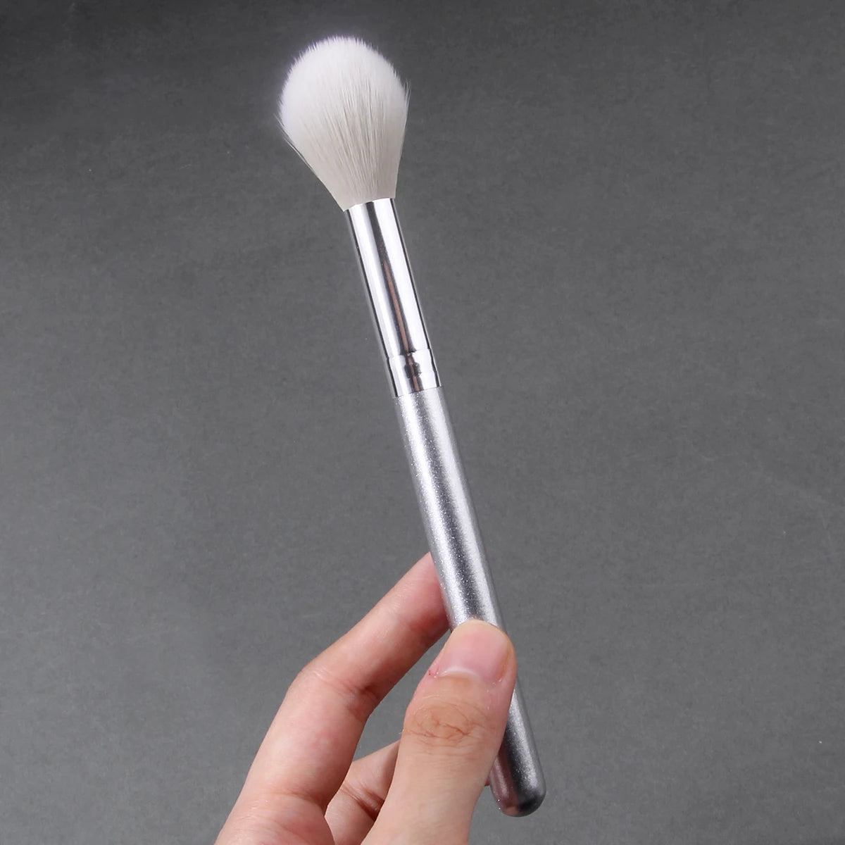 KOSSHOW Silver Flame Highlighter & Blush Brush | Soft Nylon Makeup Brush QXL