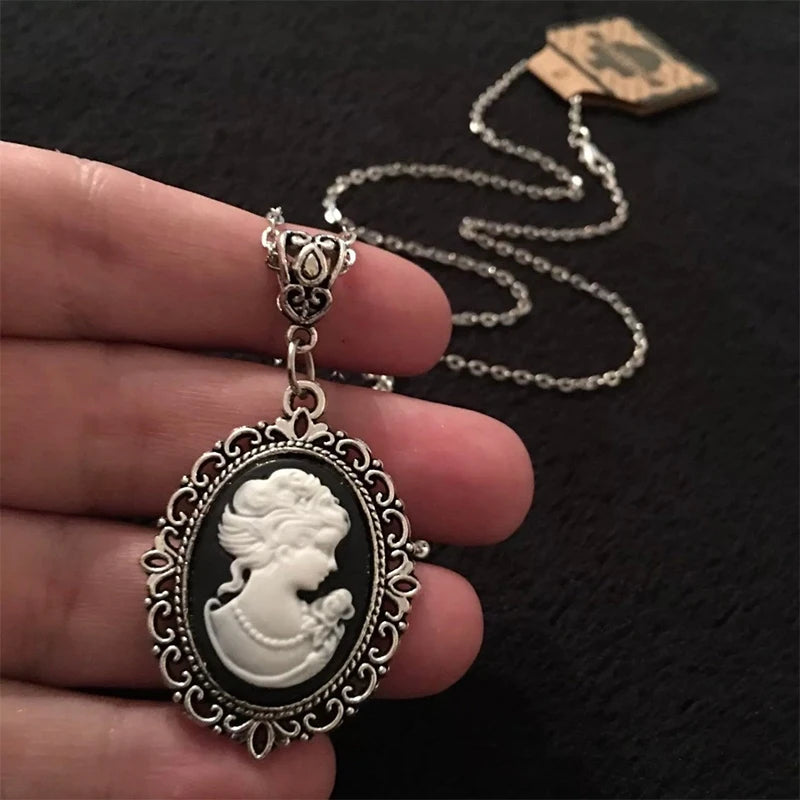 Victorian Cameo Choker Necklace | Gothic Vintage Charm Cameo Choker Necklace QXL