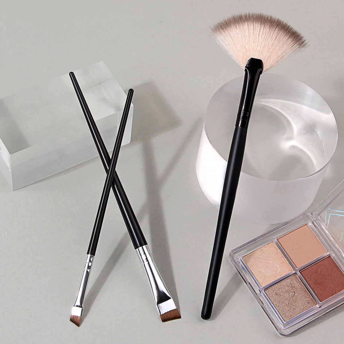 KOSSHOW 3-Pc Fan Highlighter & Angled Eyebrow Brush Set Makeup Brush Set QXL