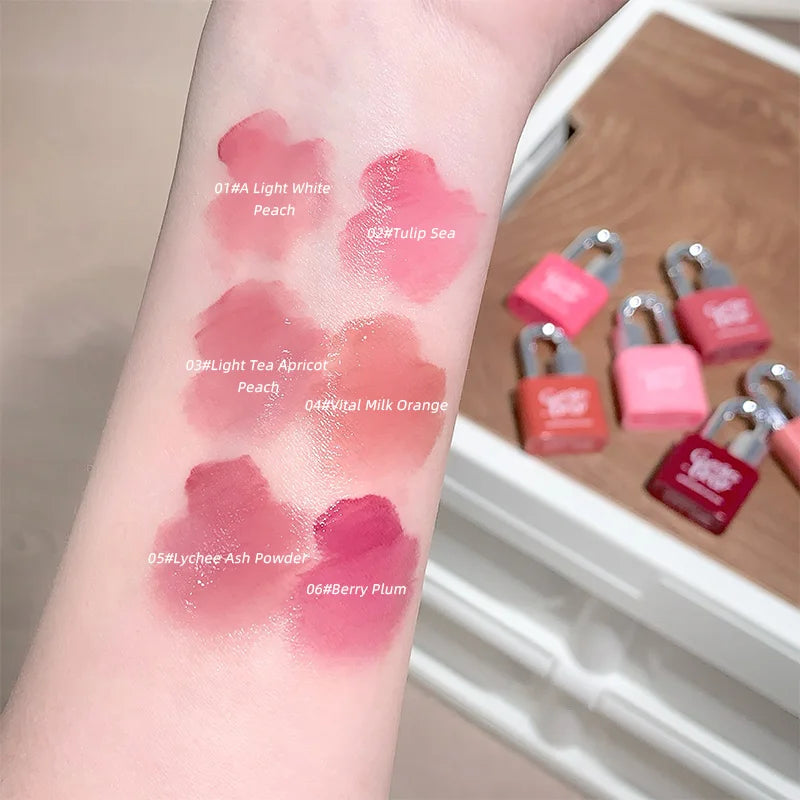 Gege Bear Lockheart Water-Gloss Lip Gloss – Vibrant Colors Lip Gloss QXL