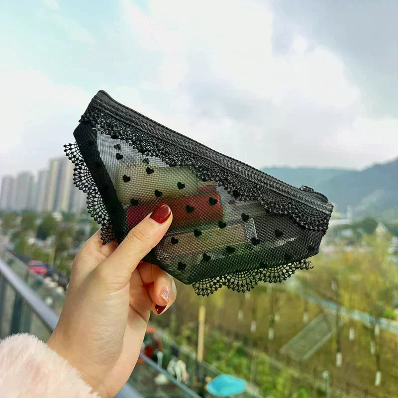 Novelty Briefs-Shaped Mesh Cosmetic Bag | Travel Makeup Pouch Cosmetic Travel Bag QXL