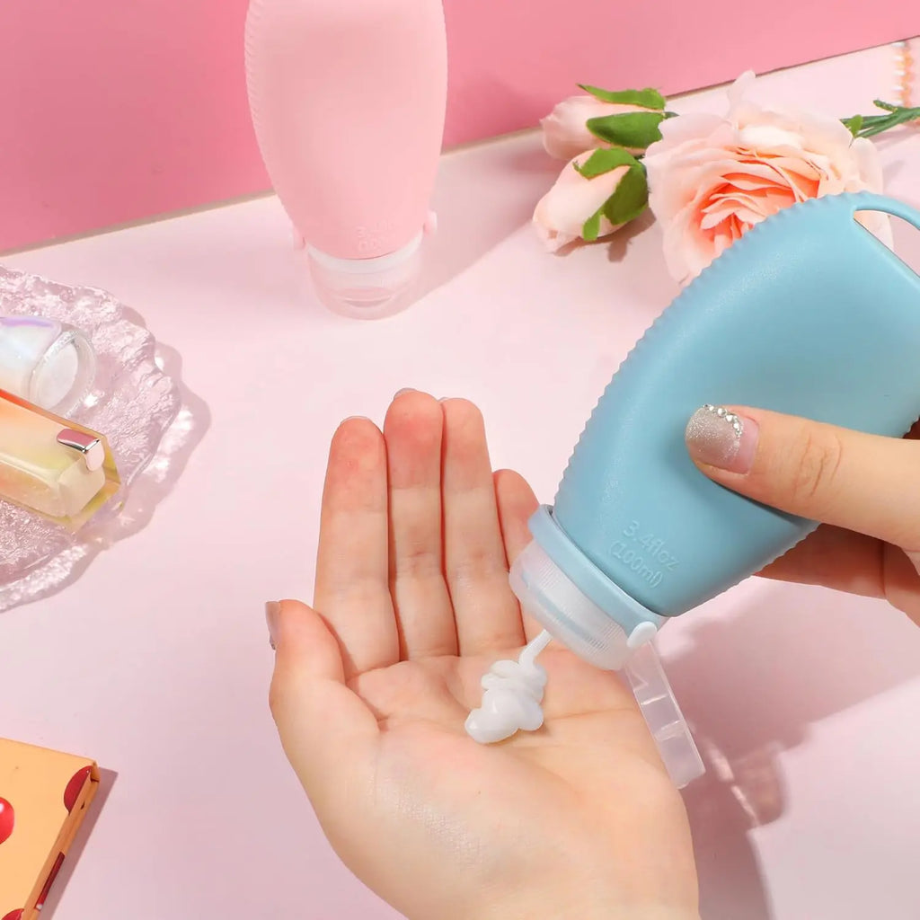 Silicone Squeeze Bottle & Scalp Massager Brush Set 100ml Travel Bottle Set QXL