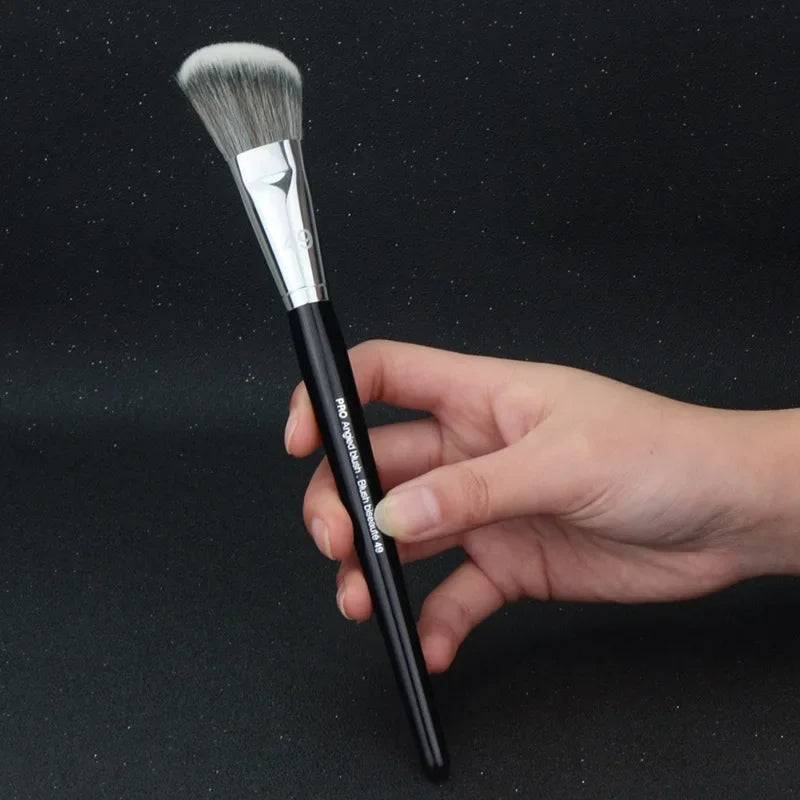 Angled Contour Brush | Cheekbone Blush & Sculpting Tool Contour Makeup Brush QXL