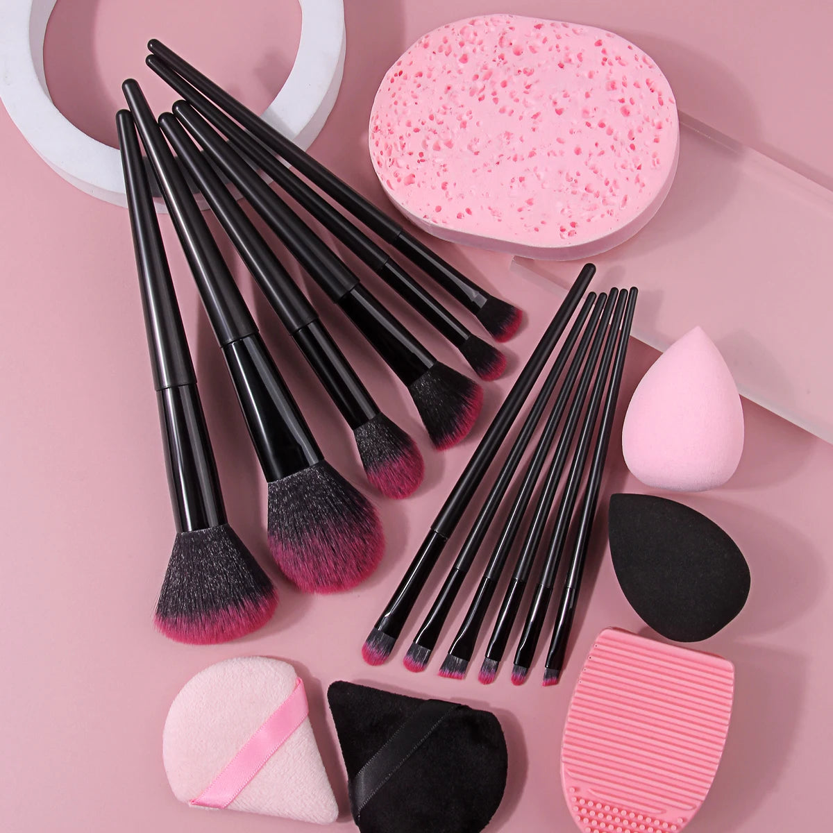 KOSSHOW 18-Pc Makeup Brush Set – Foundation & Eyeshadow Makeup Brush Set QXL