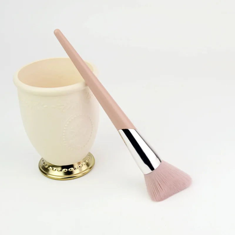 #190 Large Angled Contour Makeup Brush – Pink Sculpting Tool Contour Makeup Brush QXL