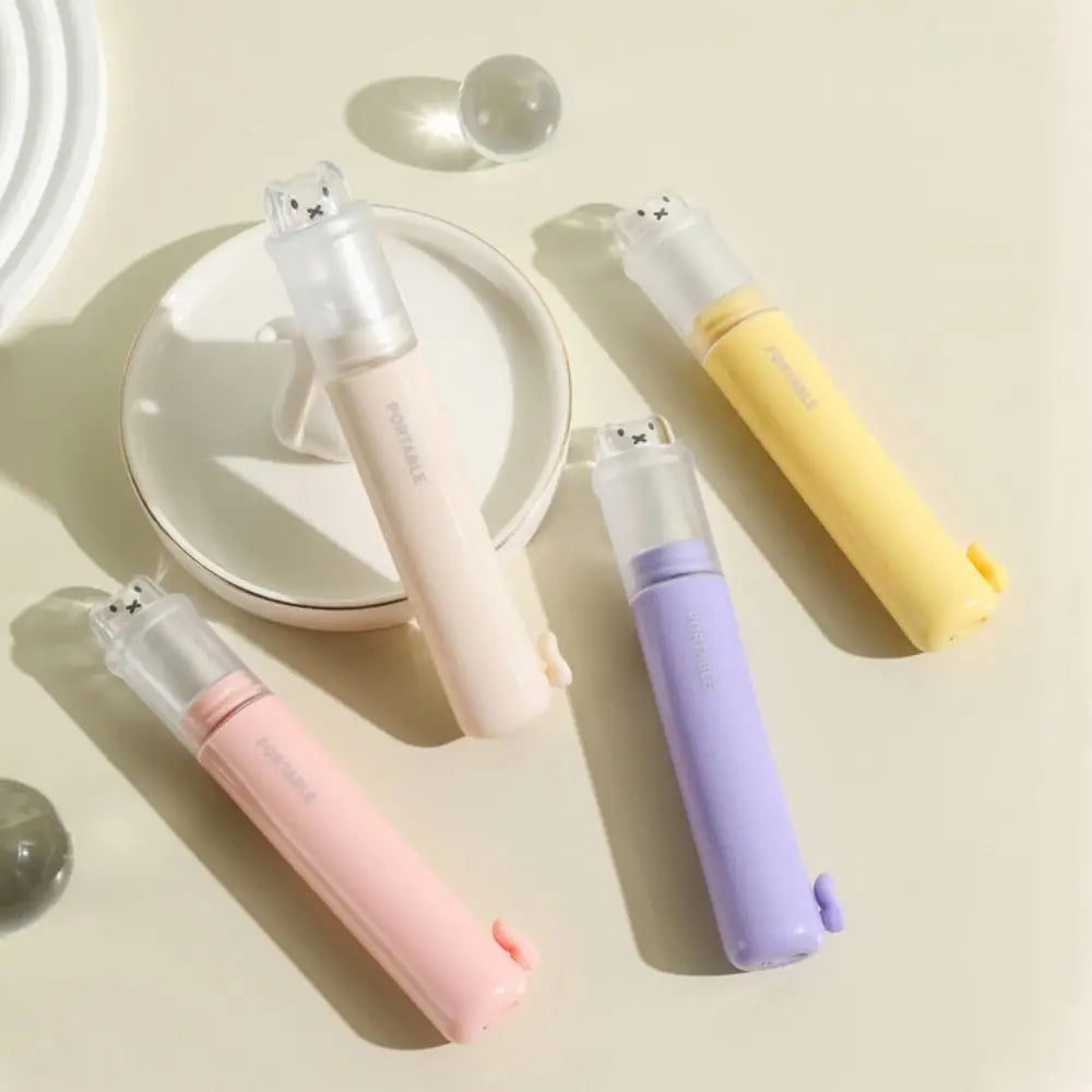 2-in-1 Foldable Travel Toothbrush & Toothpaste Dispenser Travel Toothbrush Set QXL