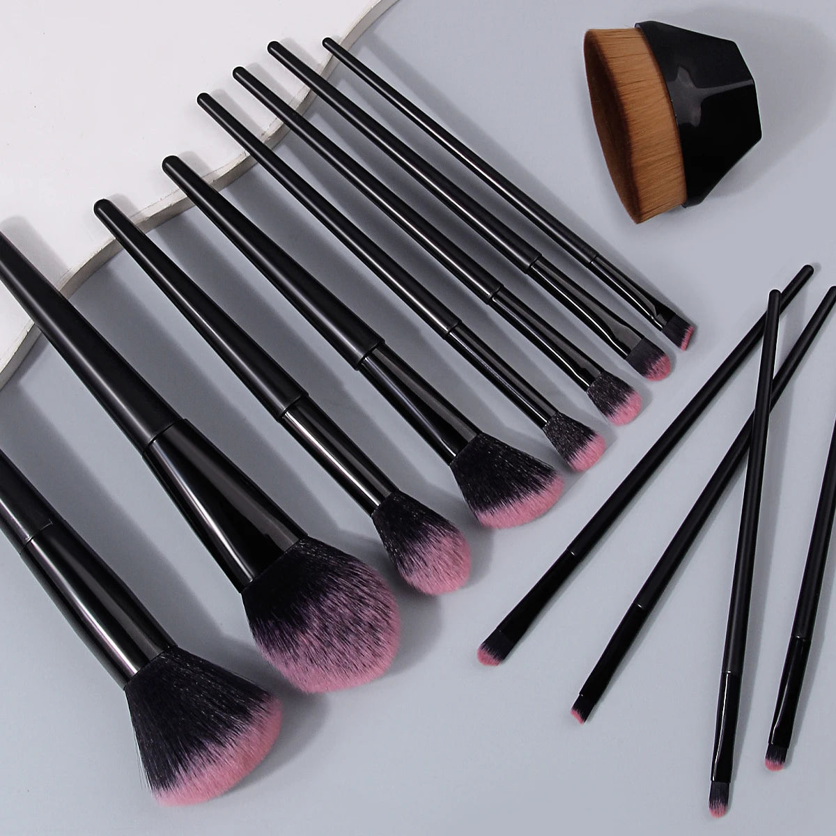 KOSSHOW 13-Pc Black Makeup Brush Set with Box | Full-Face & Eye Makeup Brush Set QXL