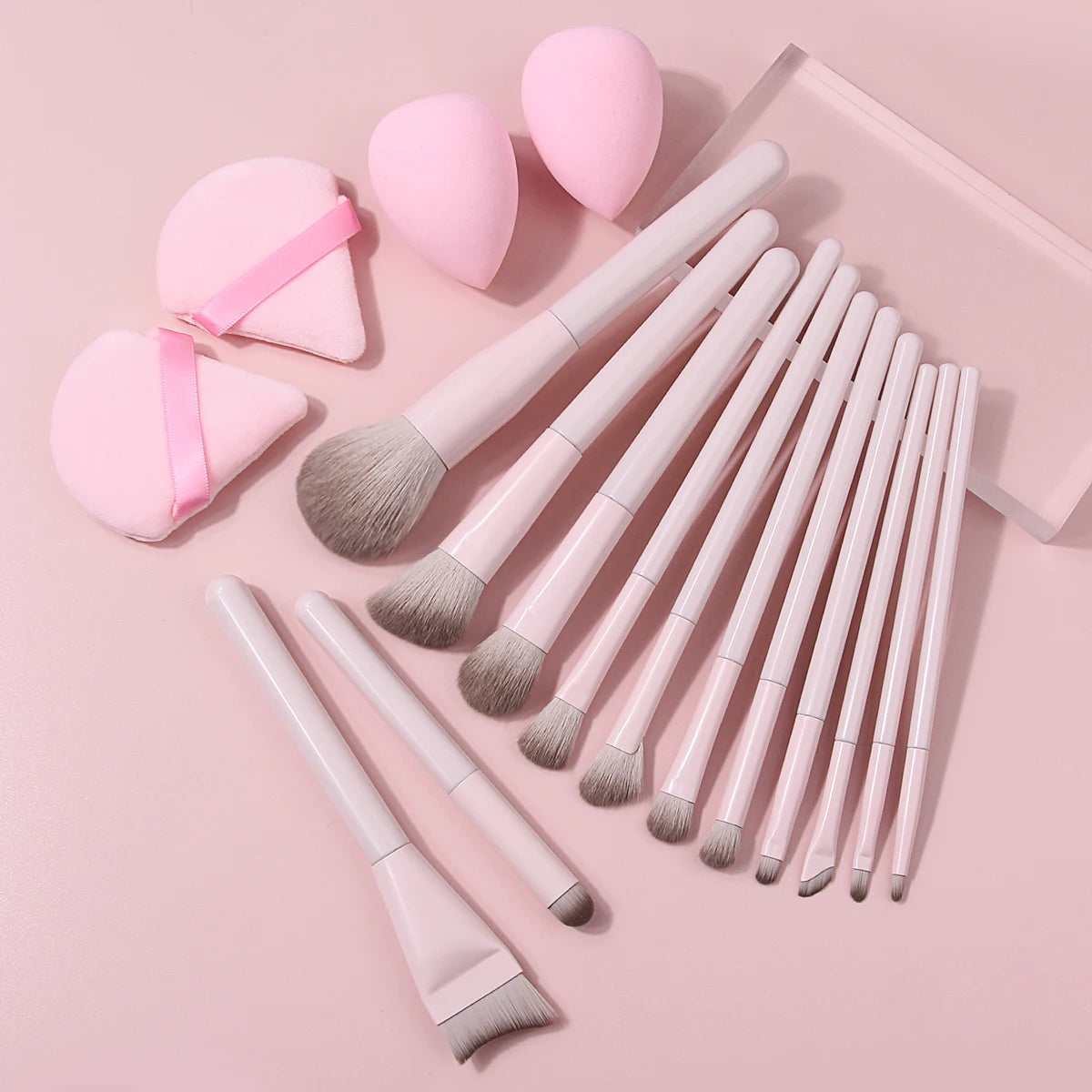 KOSSHOW 17-Piece Makeup Brush Kit | Face & Eye Brushes Makeup Brush Set QXL