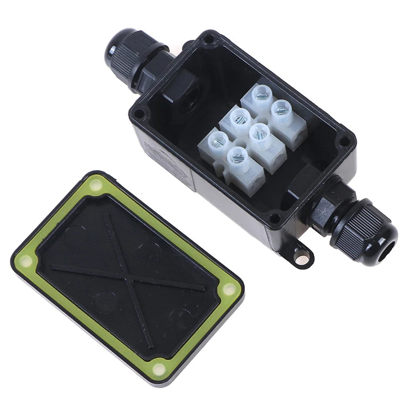 IP66 Waterproof Junction Box 450V 2-Way Cable Terminal Outdoor Waterproof Junction Box QXL
