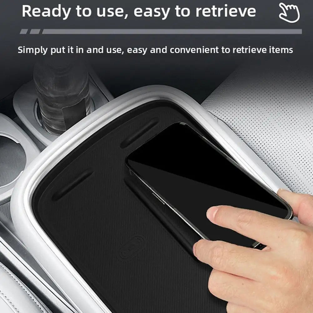 Leapmotor B10 Anti-Slip Silicone Wireless Charging Pad Mat Car Interior Mat QXL