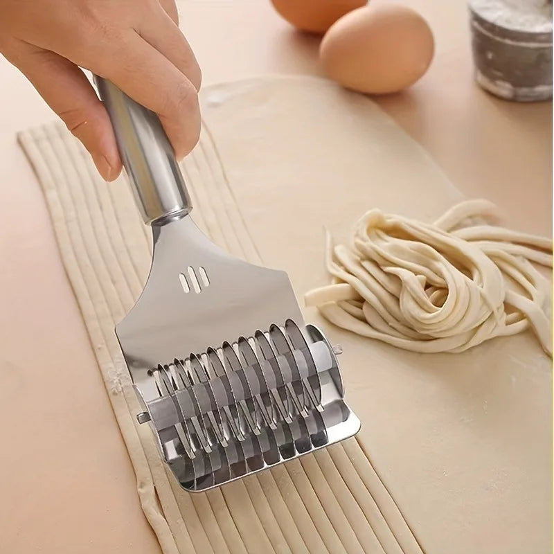 Stainless Steel Hand-Held Noodle Cutter & Press Tool Noodle Cutter Tool QXL