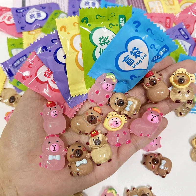 20-Pack Glow Capybara Mini Figurines | Blind Bag Surprise Set Mini Figurine Set QXL