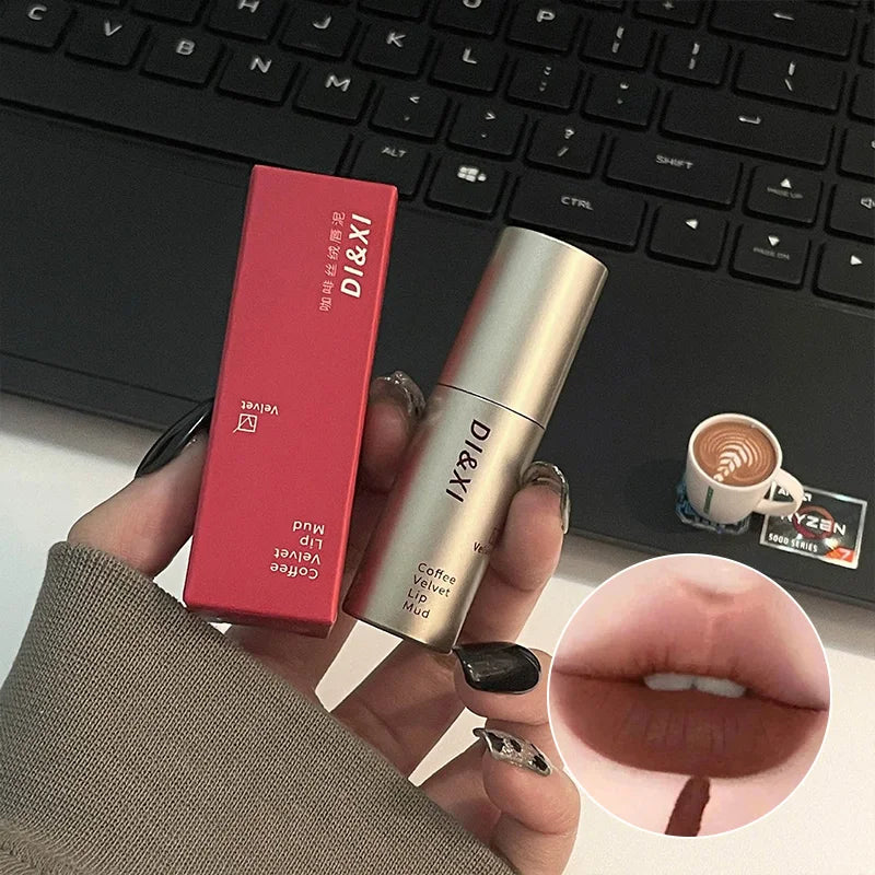 DIXI Mini Matte Lip Glaze – Velvet Latte Shade Lipstick 2g Matte Lip Glaze QXL