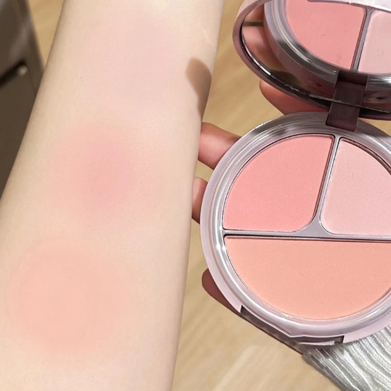 Bear Knight Trio Blush Palette – Blush, Contour & Highlight Blush Palette QXL