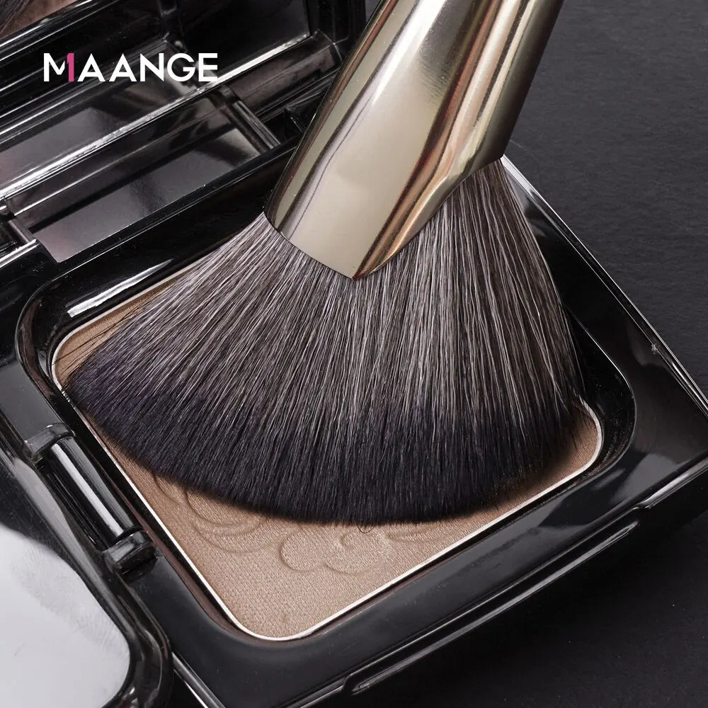 MAANGE Angled Blush Bronzer Brush | Contour & Highlight Makeup Blush Brush QXL