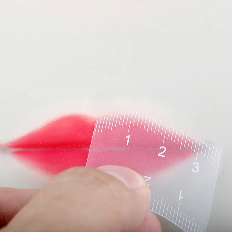 3-Pack Lip Stencil Ruler | Easy Precise Lip Liner Guide Lip Stencil Tool QXL