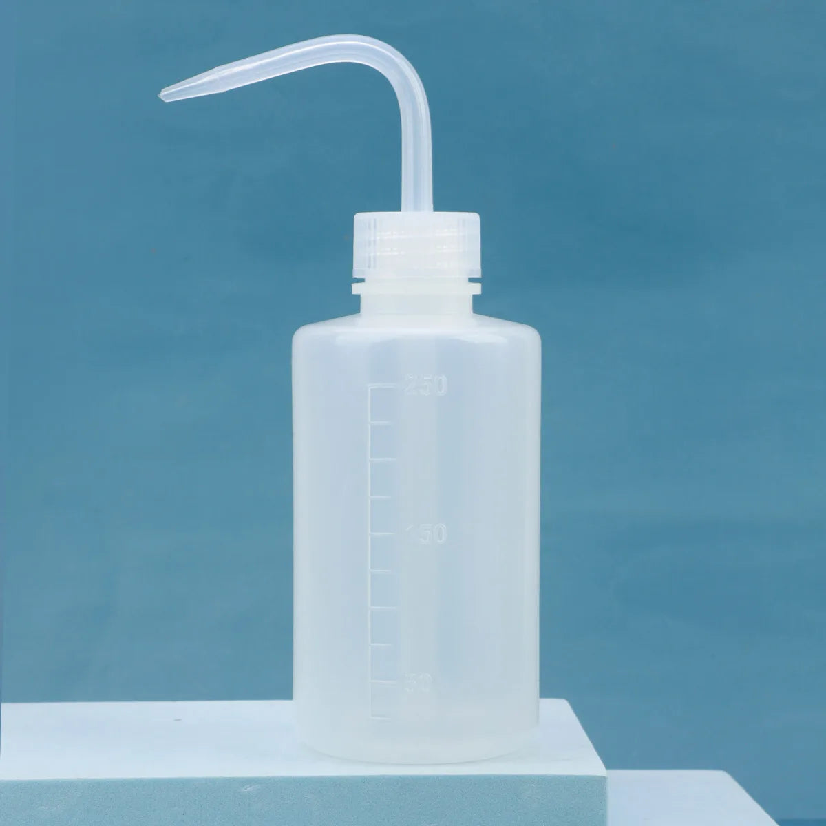 250ml Squeeze Squirt Bottle Narrow Mouth & Scale | RANCAI Squeeze Squirt Bottle QXL Ivory 250ml