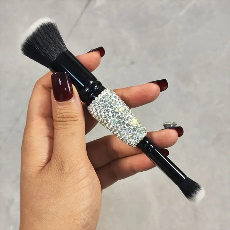 Double-Headed Diamond Blush & Eyeshadow Brush | Soft Bristles Makeup Brush QXL