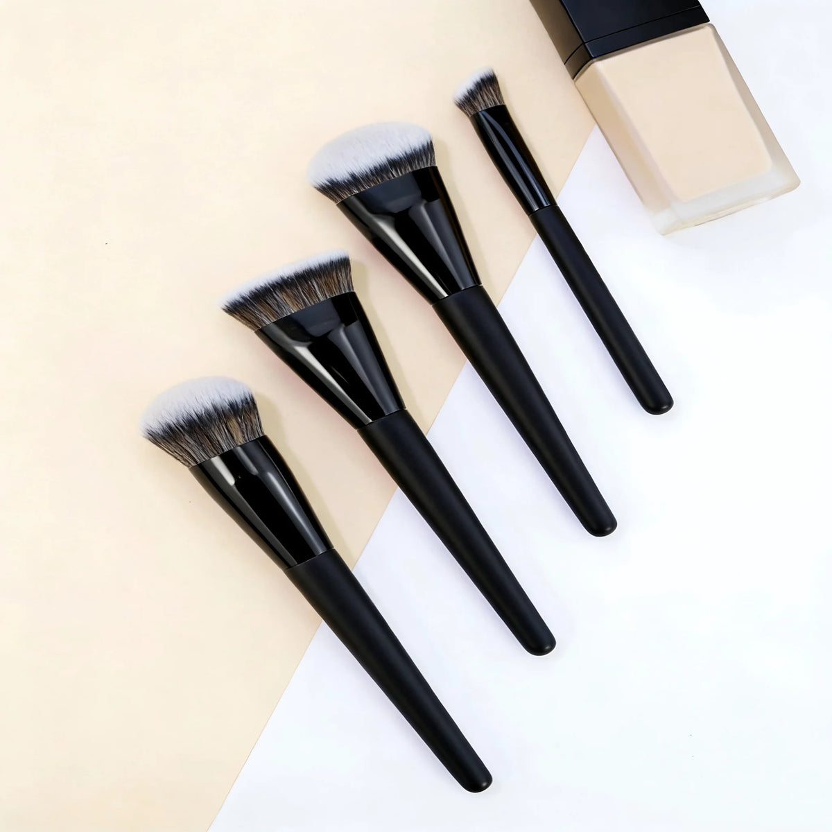 4-Piece Professional Foundation & Concealer Brush Set Makeup Brush Set QXL
