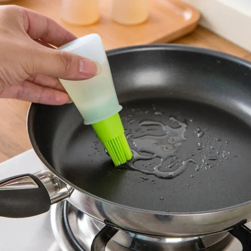Silicone Oil Brush Bottle – Baking, Air Fryer & BBQ Silicone Basting Brush QXL