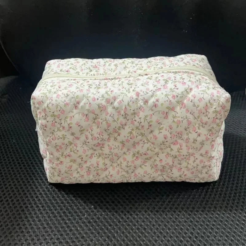 Floral Quilted Makeup Bag | Large Cosmetics Organizer Quilted Makeup Bag QXL