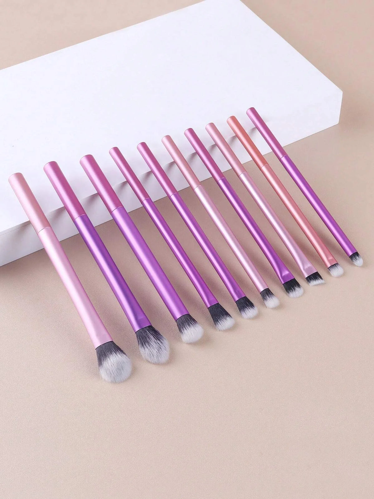 10-Piece Multicolor Fiber Eyeshadow Makeup Brush Set Makeup Brush Set QXL