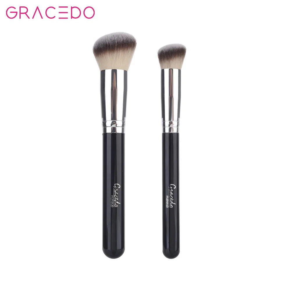 Portable Concealer & Foundation Makeup Brush – Nylon Makeup Brush QXL 01 and 02