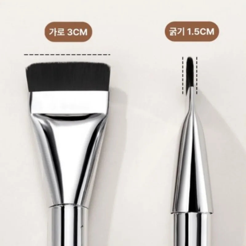 Flat Foundation Brush & Special-Shaped Sponge Set Makeup Brush & Sponge Set QXL