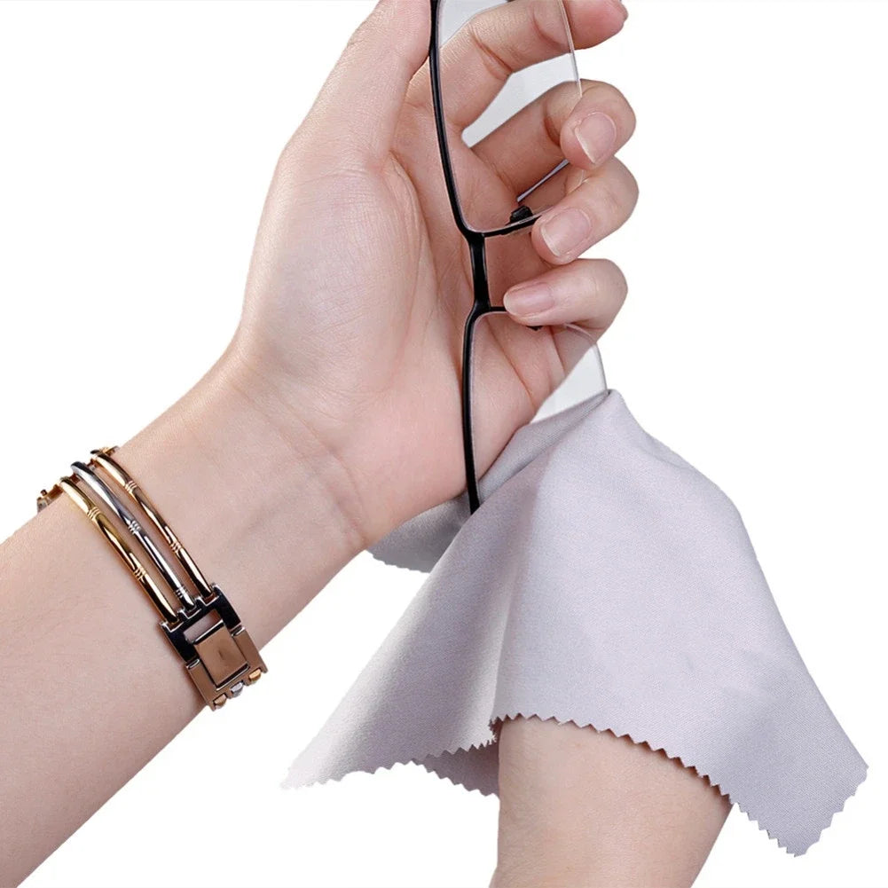 Premium Microfiber Cleaning Cloths – Glasses, Screens & Lenses Microfiber Cleaning Cloth QXL