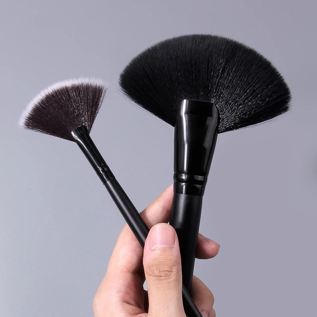 KOSSHOW 2-Pc Fan Makeup Brush Set – Highlight & Powder Fan Makeup Brush Set QXL