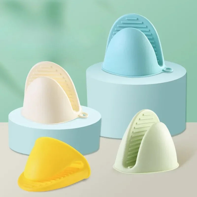 Silicone Two-Finger Oven Mitts | Bowl & Plate Gripper Clips Silicone Oven Mitts QXL