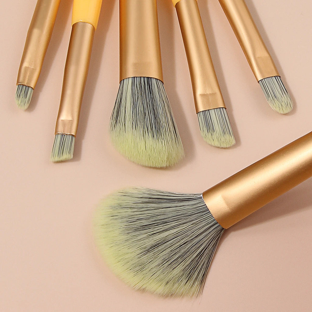 KOSSHOW 6-Piece Portable Makeup Brush Set – Vibrant Orange Makeup Brush Set QXL