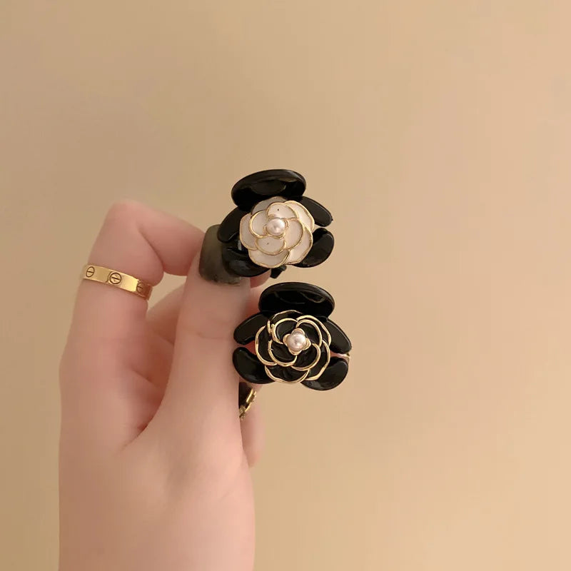 Black Camellia Mini Hair Claw Clips – Floral Hairpins for Women Hair Claw Clip QXL