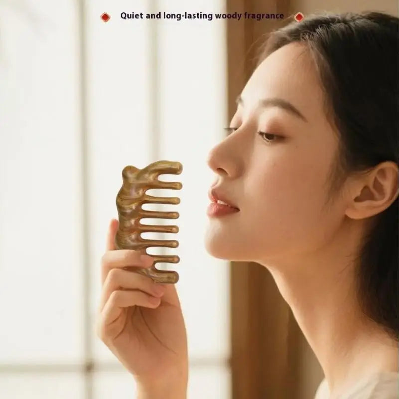 Sandalwood Cat Ear Gua Sha Comb | Wide Tooth Scalp Massager Gua Sha Massage Comb QXL