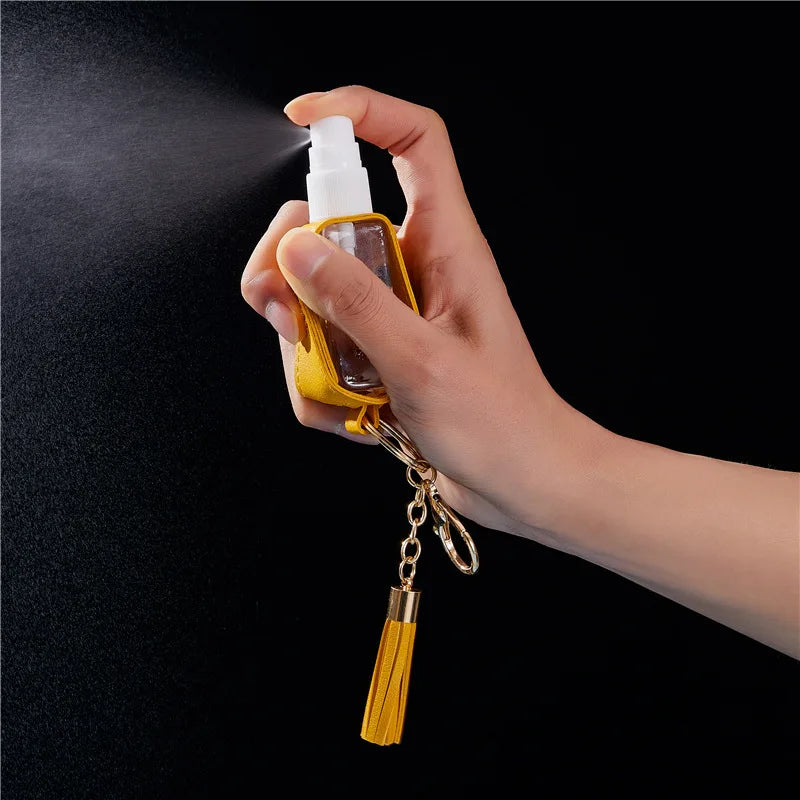 30ml PU Leather Spray Bottle Holster Keychain with Tassel Spray Bottle Keychain QXL