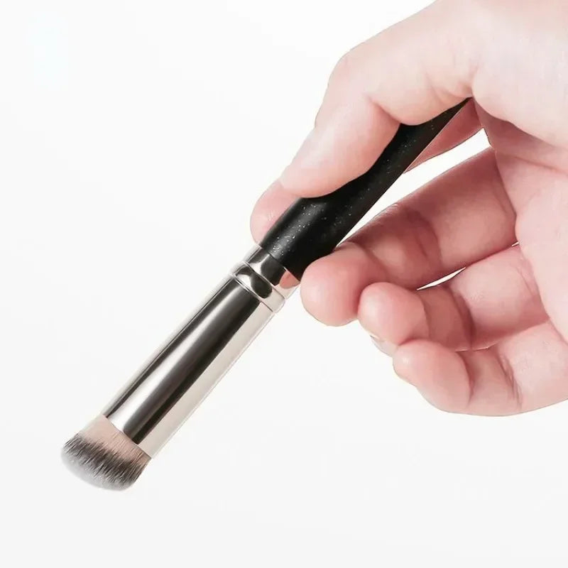 Foundation & Concealer Makeup Brush | Blending & Contour Makeup Blending Brush QXL