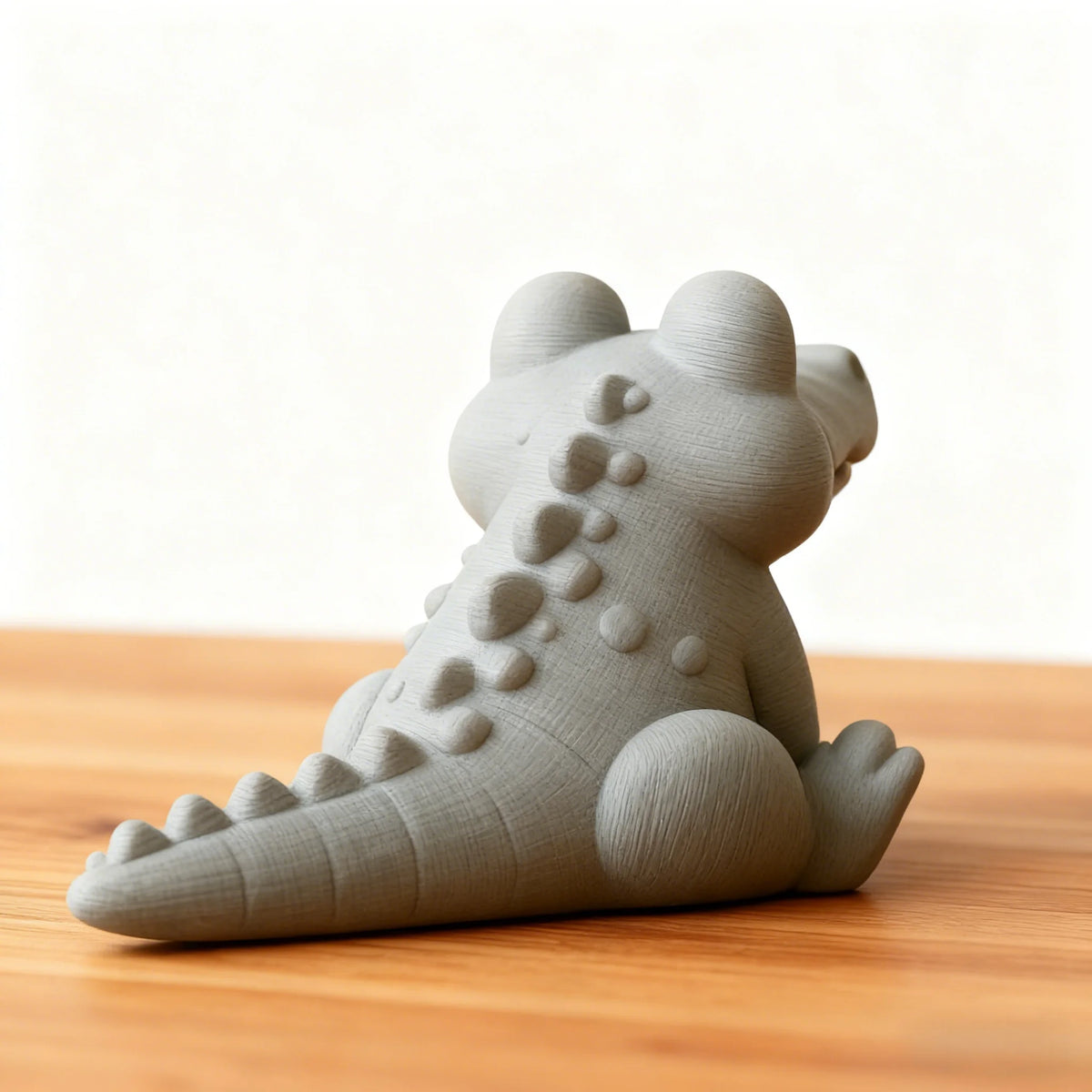 3D Printed Alligator Figurine | Reptile Desk & Home Décor Decorative Figurine QXL