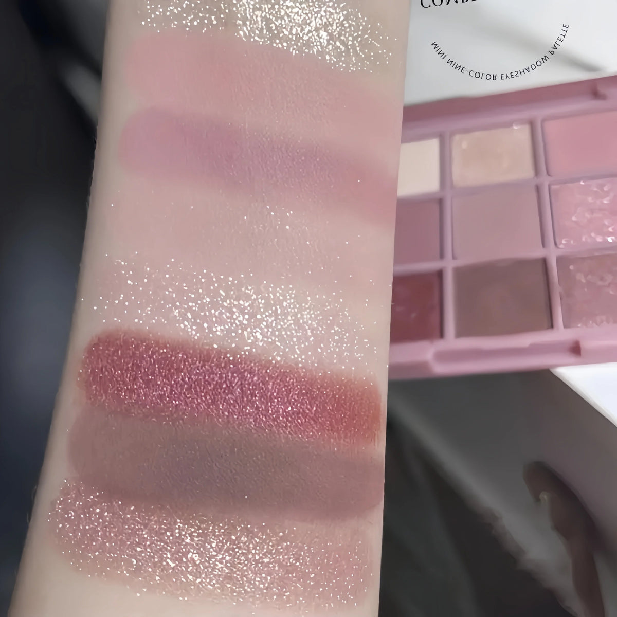 9-Color Smokey Eyeshadow Palette | Glitter, Pearl & Matte Eyeshadow Palette QXL