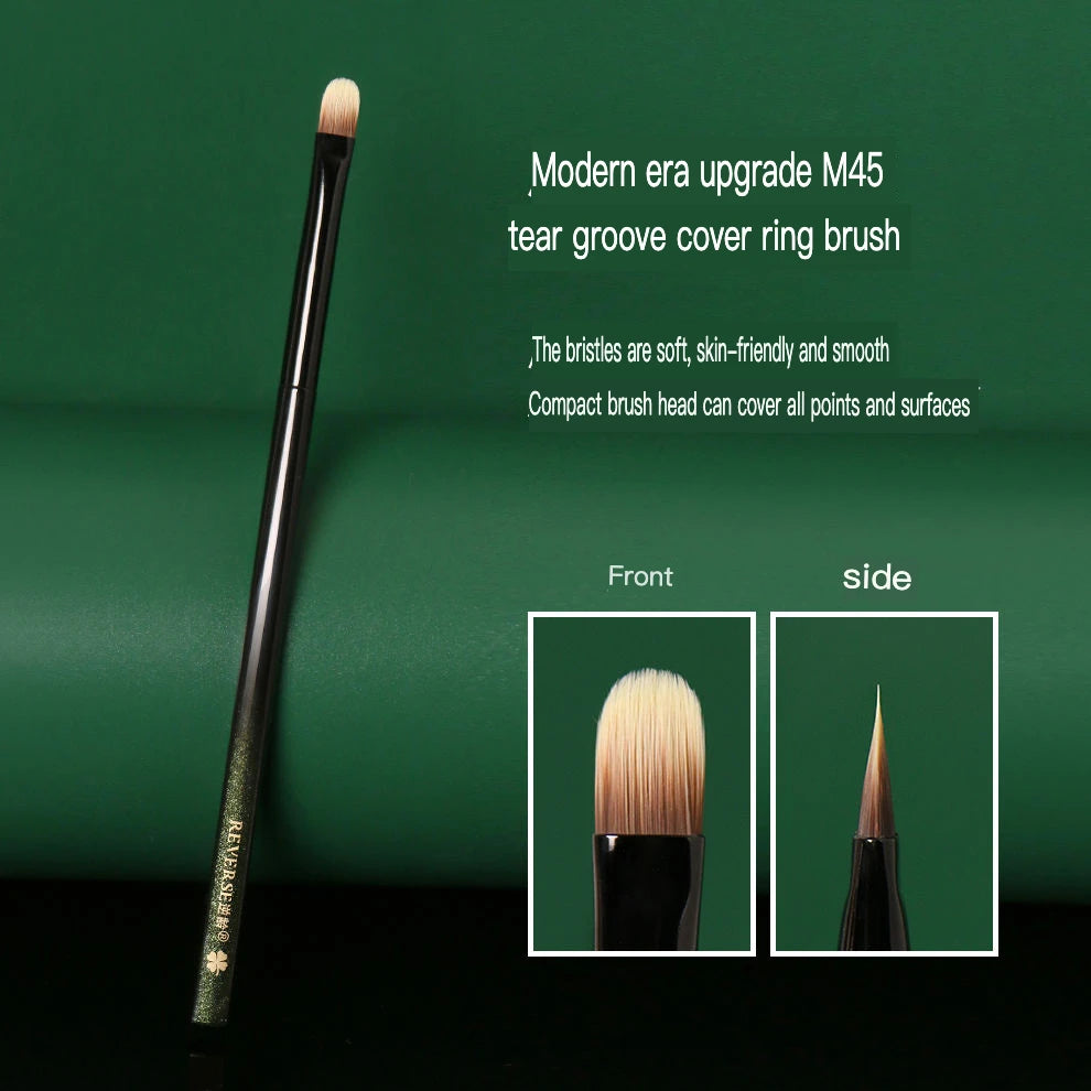 Precision Under-Eye Concealer Brush | Soft Wool Fiber Concealer Brush QXL