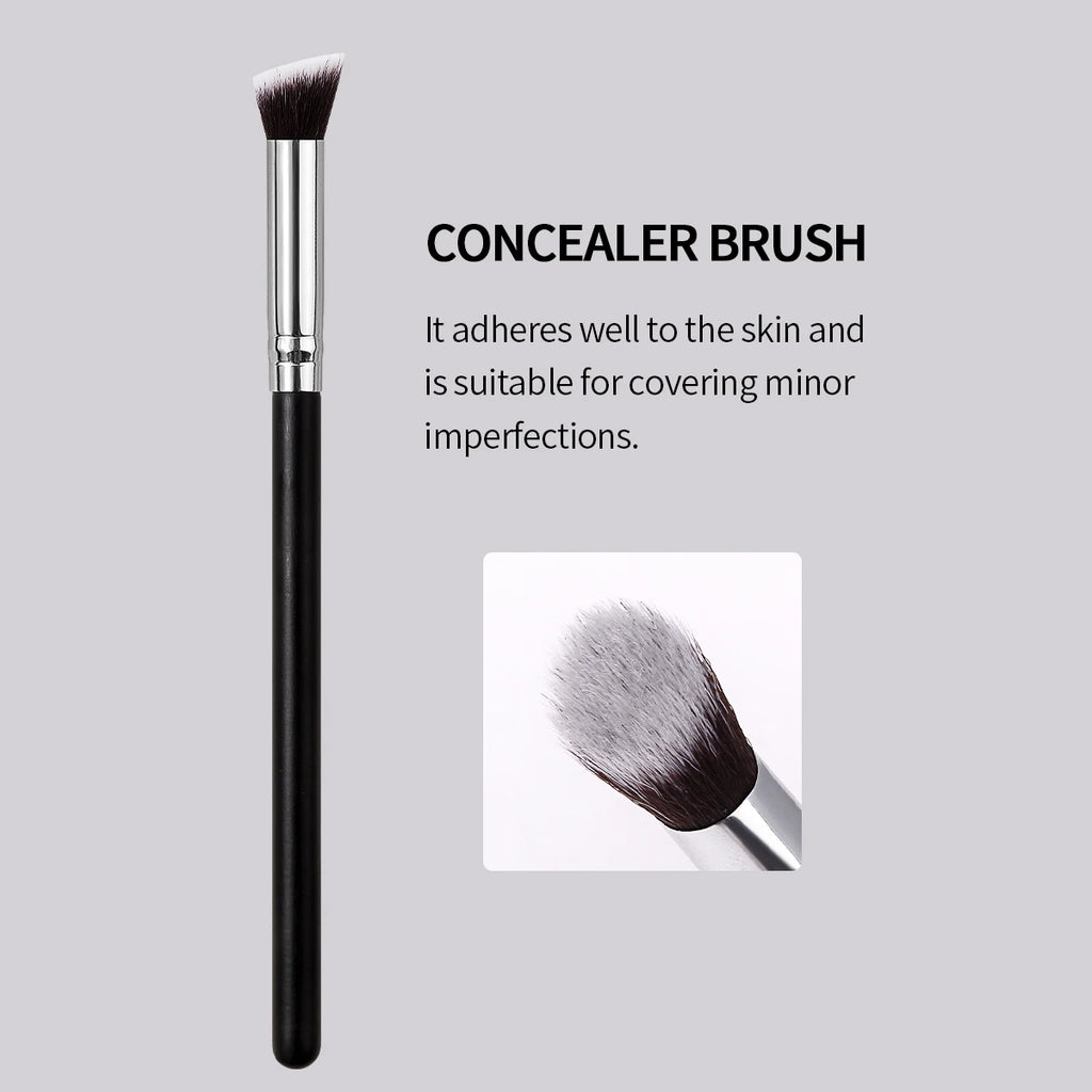 KOSSHOW Black Concealer Brush – Precise Under-Eye Coverage Concealer Brush QXL black