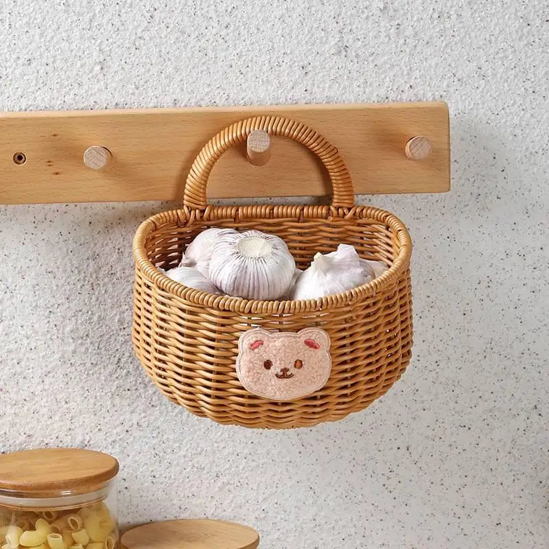 Wicker Bear Wall Hanging Basket | Bamboo Kitchen & Bath Storage Wall Hanging Basket QXL