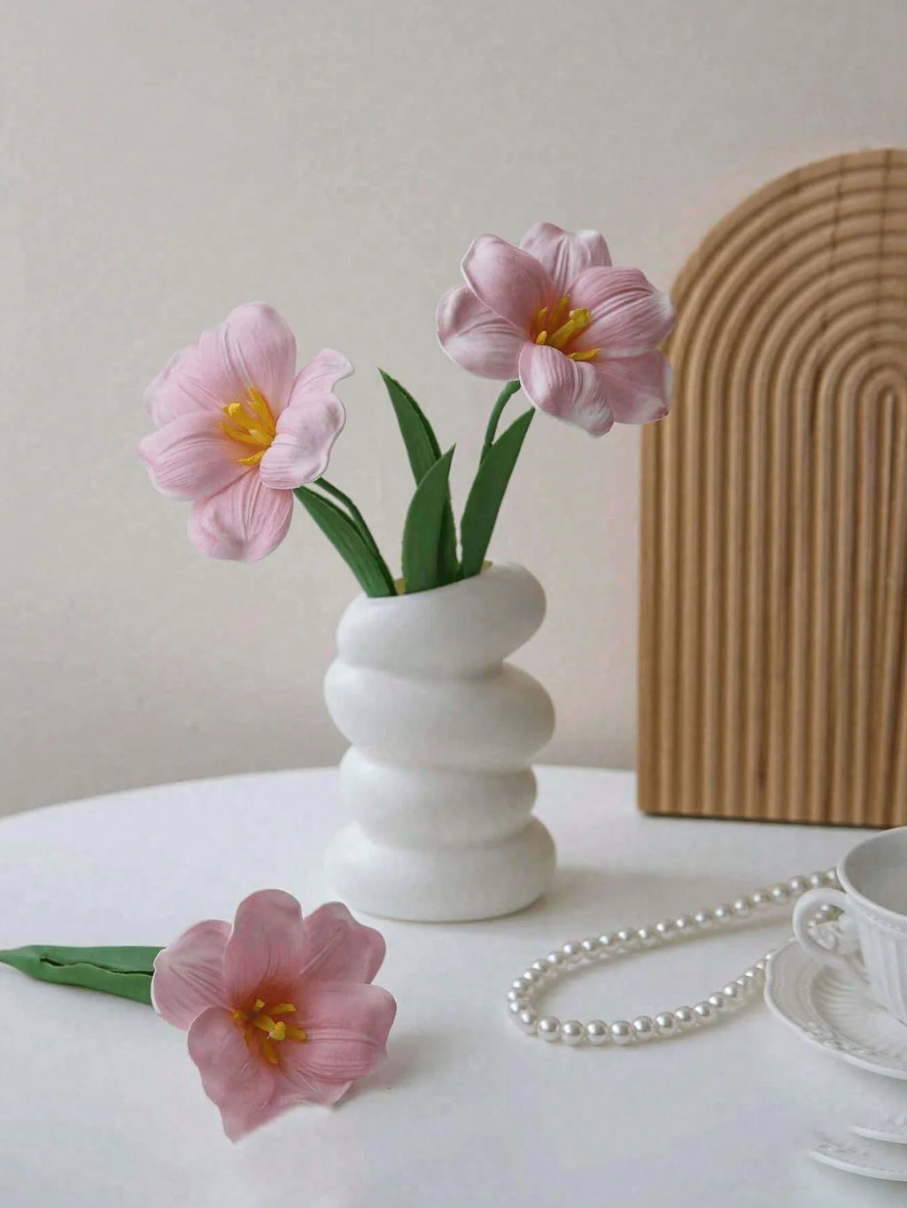 Simple Solid Color Plastic Vase | Home Flower Arrangement Décor Decorative Vase QXL