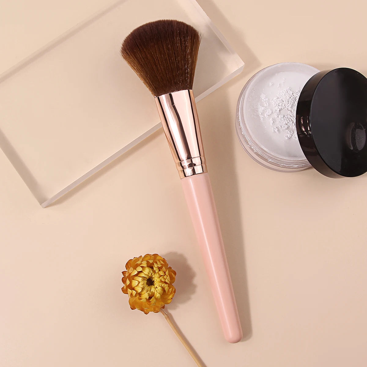 KOSSHOW Powder Blush Brush – Soft Nylon & Wooden Handle Powder Blush Brush QXL