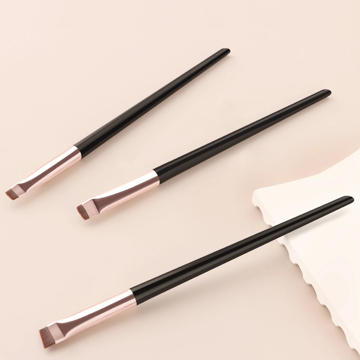 3-Piece Angled Eyeliner & Eyebrow Brush Set | Ultra-Thin Eye Makeup Brush Set QXL