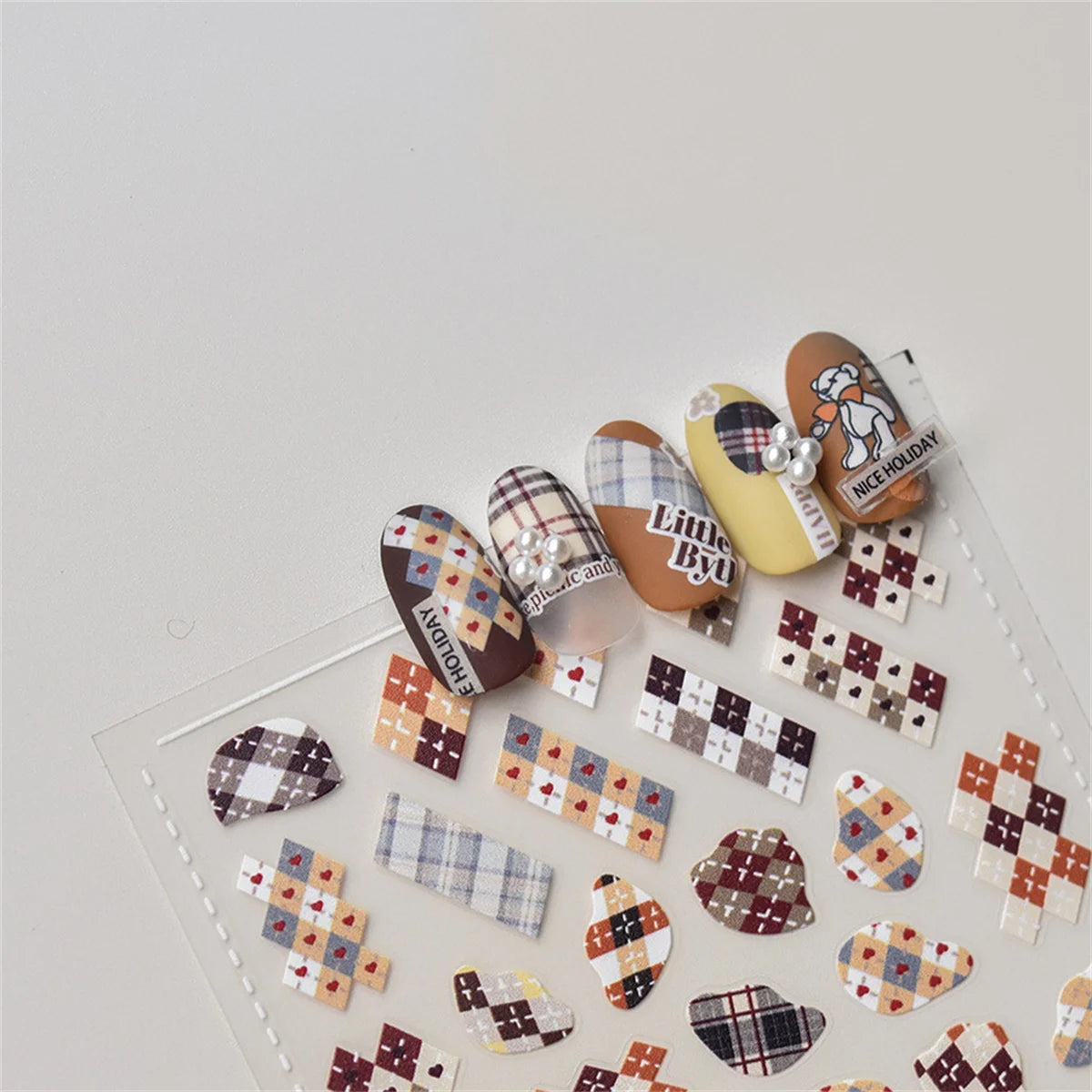 5D Kawaii Cartoon Nail Art Stickers | Checkered Floral Decals Nail Art Stickers QXL