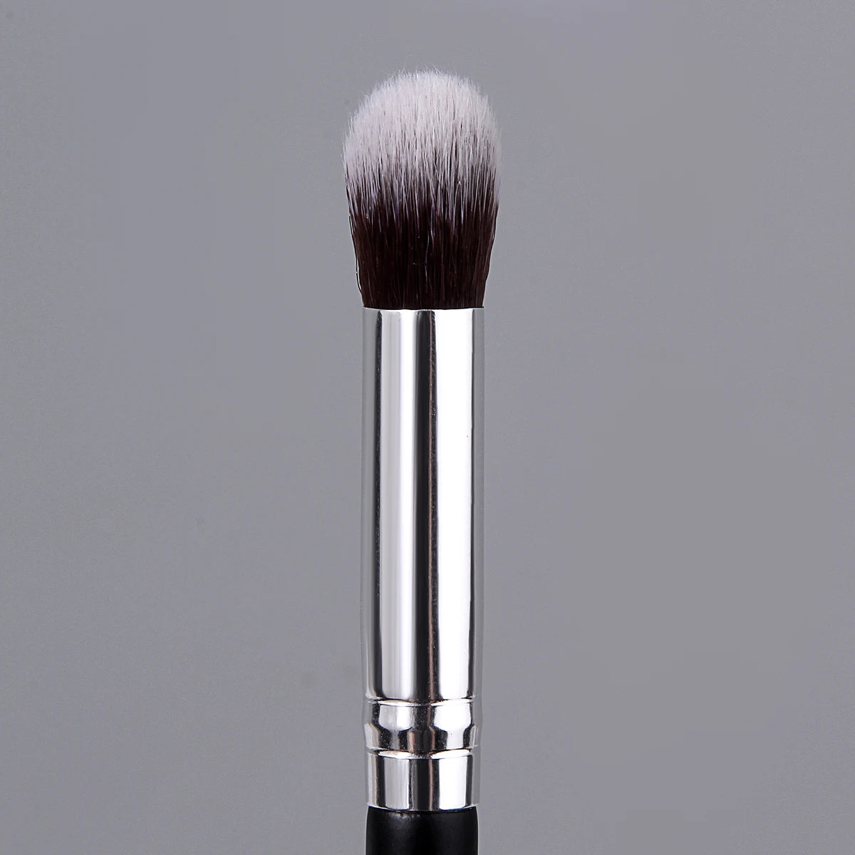 KOSSHOW Precision Concealer Brush – Nylon & Wood Handle Concealer Brush QXL