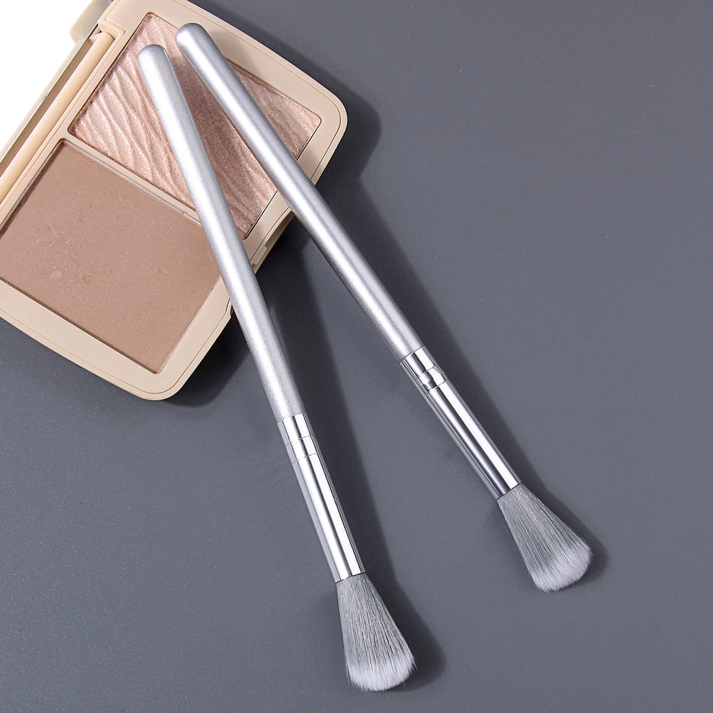 KOSSHOW 2-Pc Highlighter & Contour Brush Set | Soft Nylon Makeup Brush Set QXL