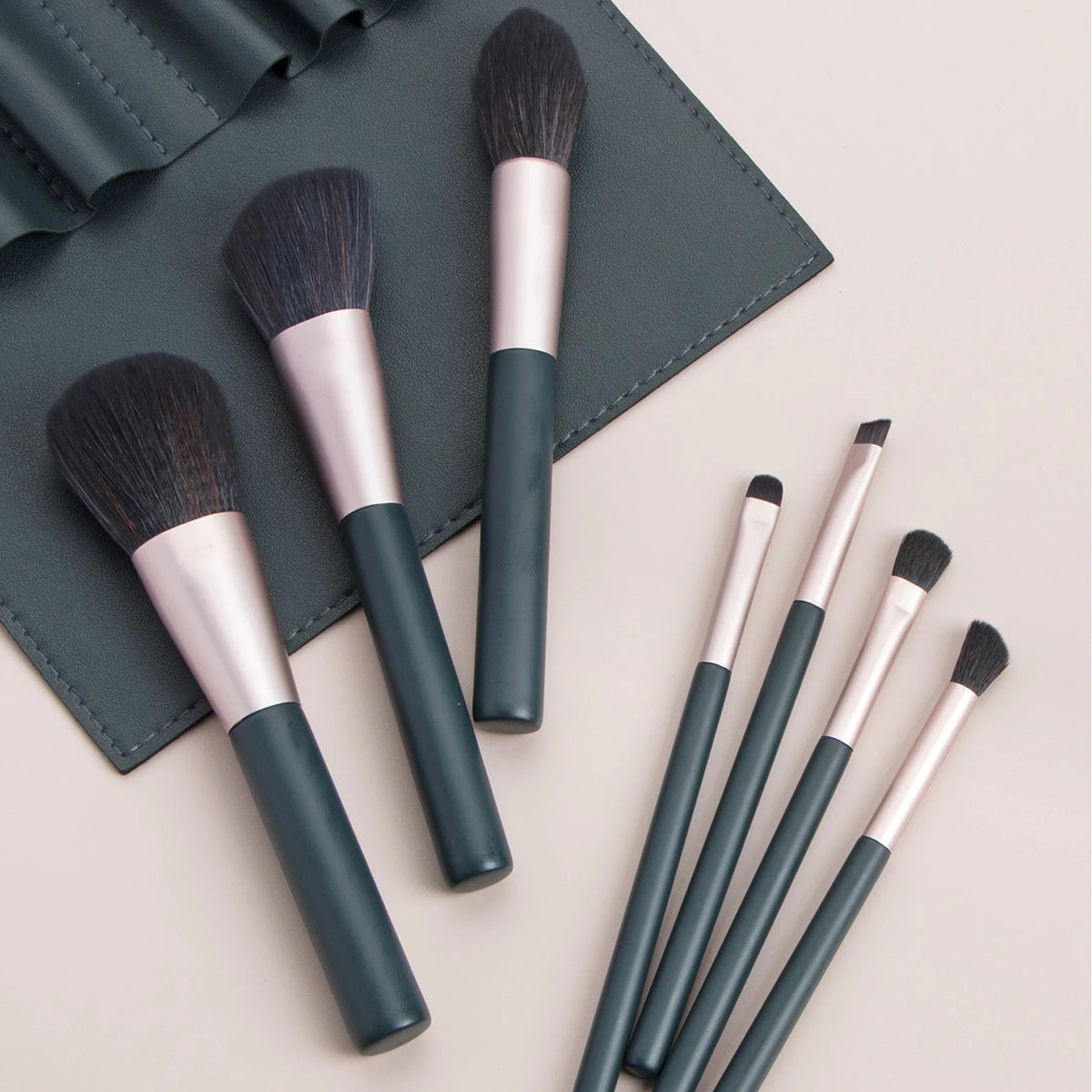 7-Piece Dark Green Makeup Brush Set with Leather Pouch Makeup Brush Set QXL